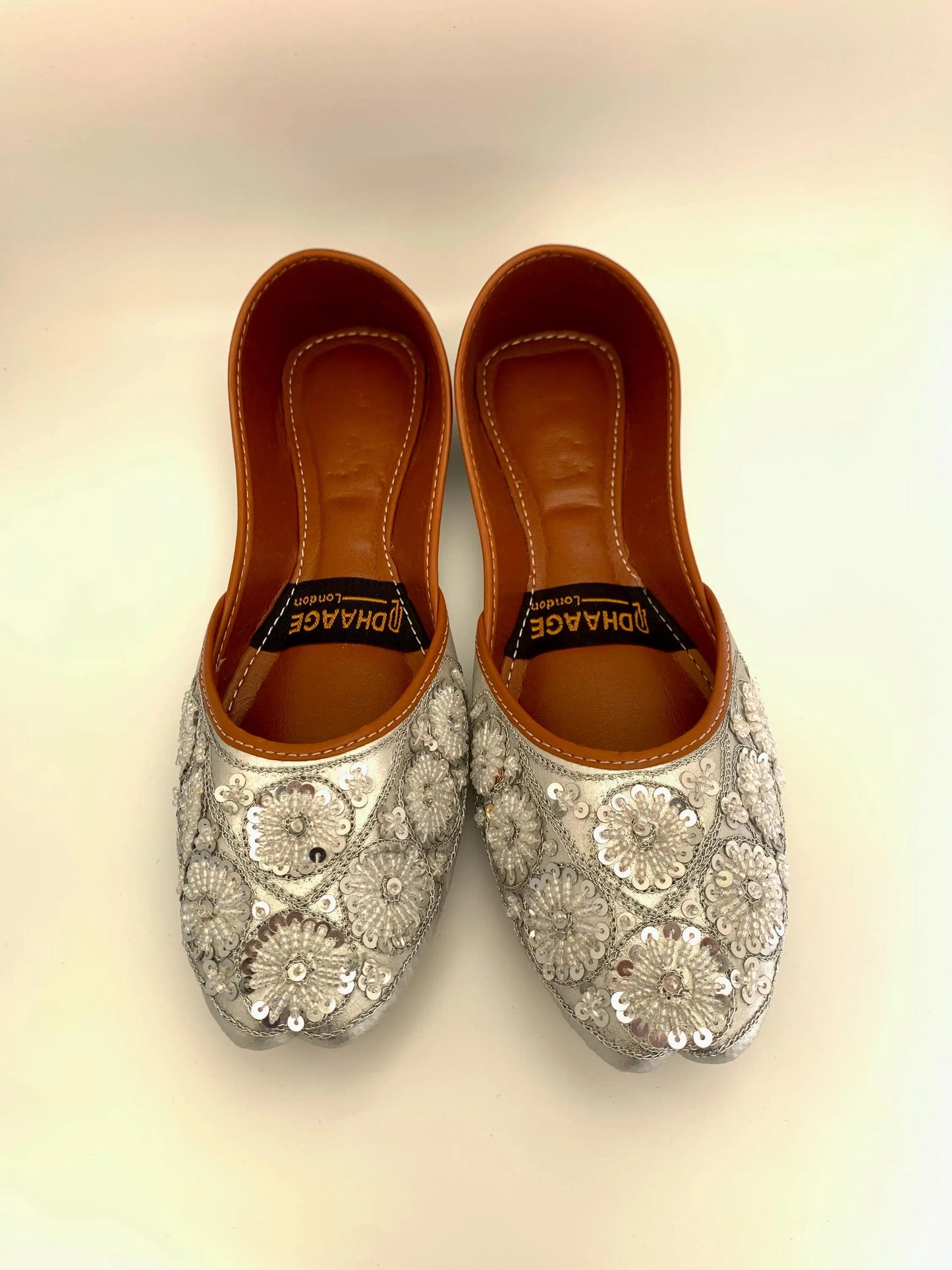 86-Handmade Women’s Silver Khussa – Traditional Jutti – Available size: UK 5,6