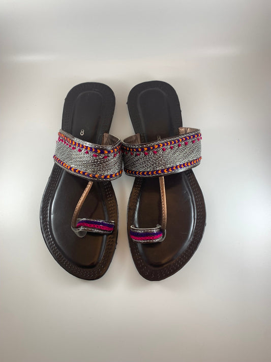 713/Women’s Handmade Kolhapuri Chappal – Traditional Leather Flat Sandals-Available Sizes: UK 3,4