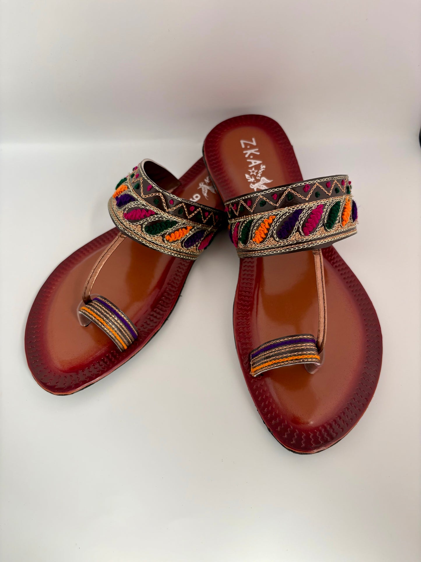 329/Women’s Handmade Kolhapuri Chappal – Traditional Leather Flat Sandals-Available Sizes: UK 3,4,5,6,7,8
