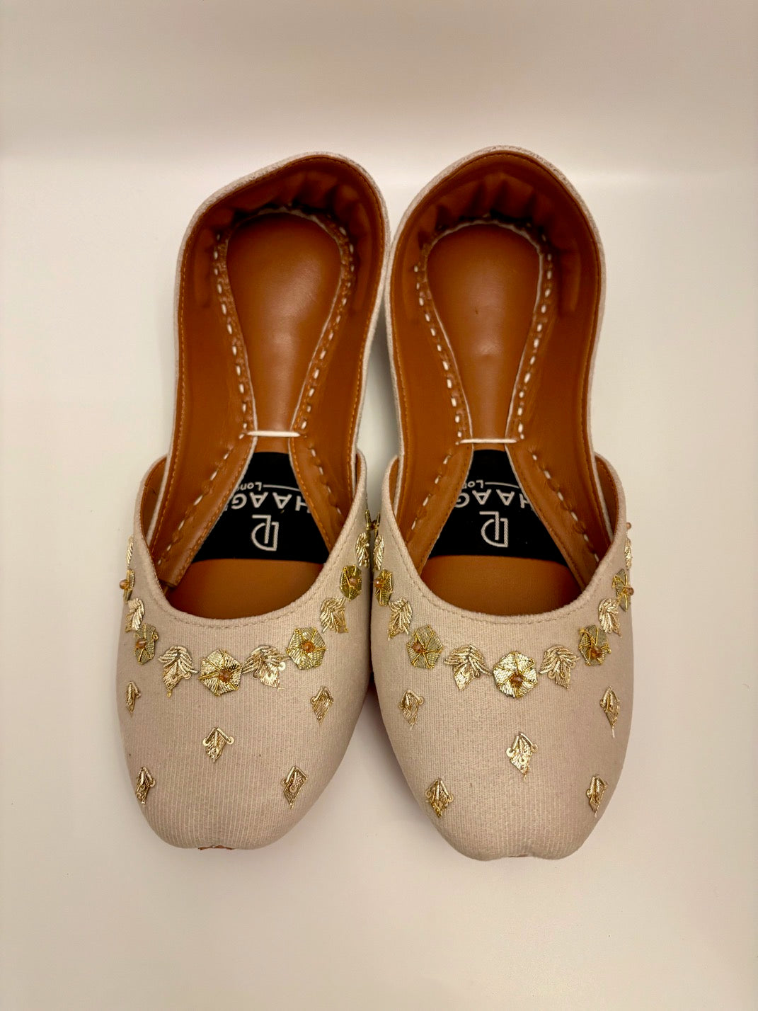 275-Handmade Leather Khussa/Jutti Light Beige/Cream – Available sizes: UK 5,6,7,8