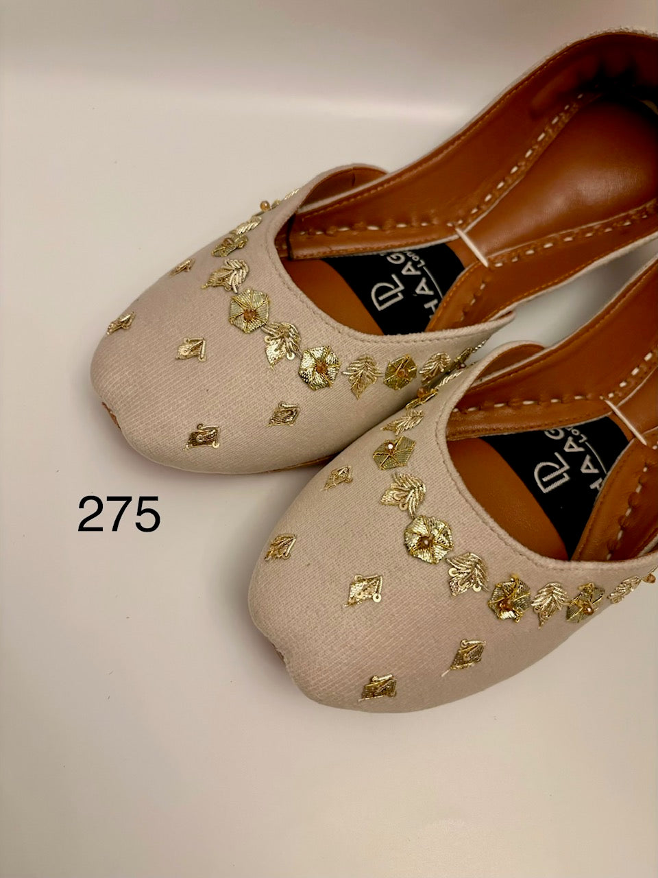 275-Handmade Leather Khussa/Jutti Light Beige/Cream – Available sizes: UK 5,6,7,8