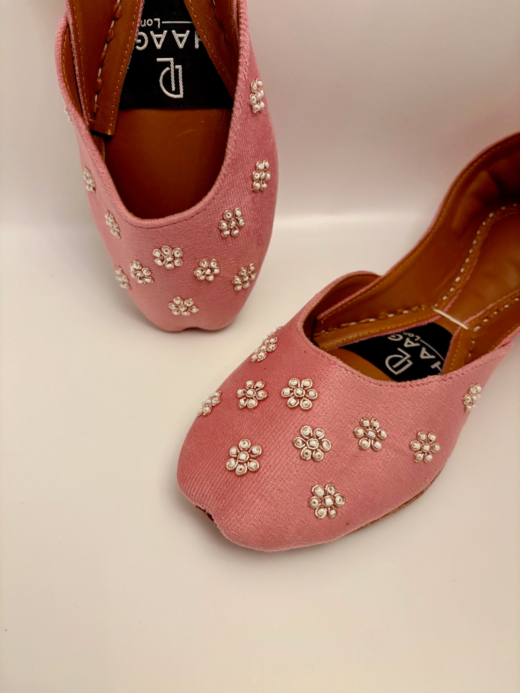 276-Handmade Leather Khussa/Jutti Pink – Available sizes: UK 5,6,7,8
