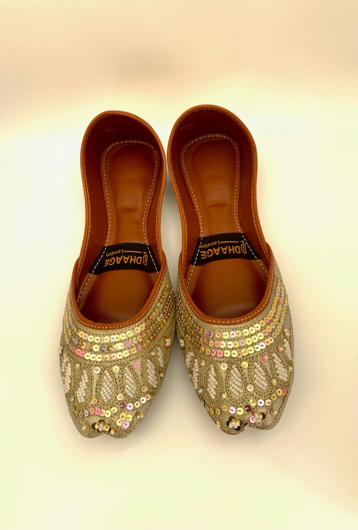 83-Handmade Women’s Green shade Khussa – Traditional Jutti – Available size: UK 5,6