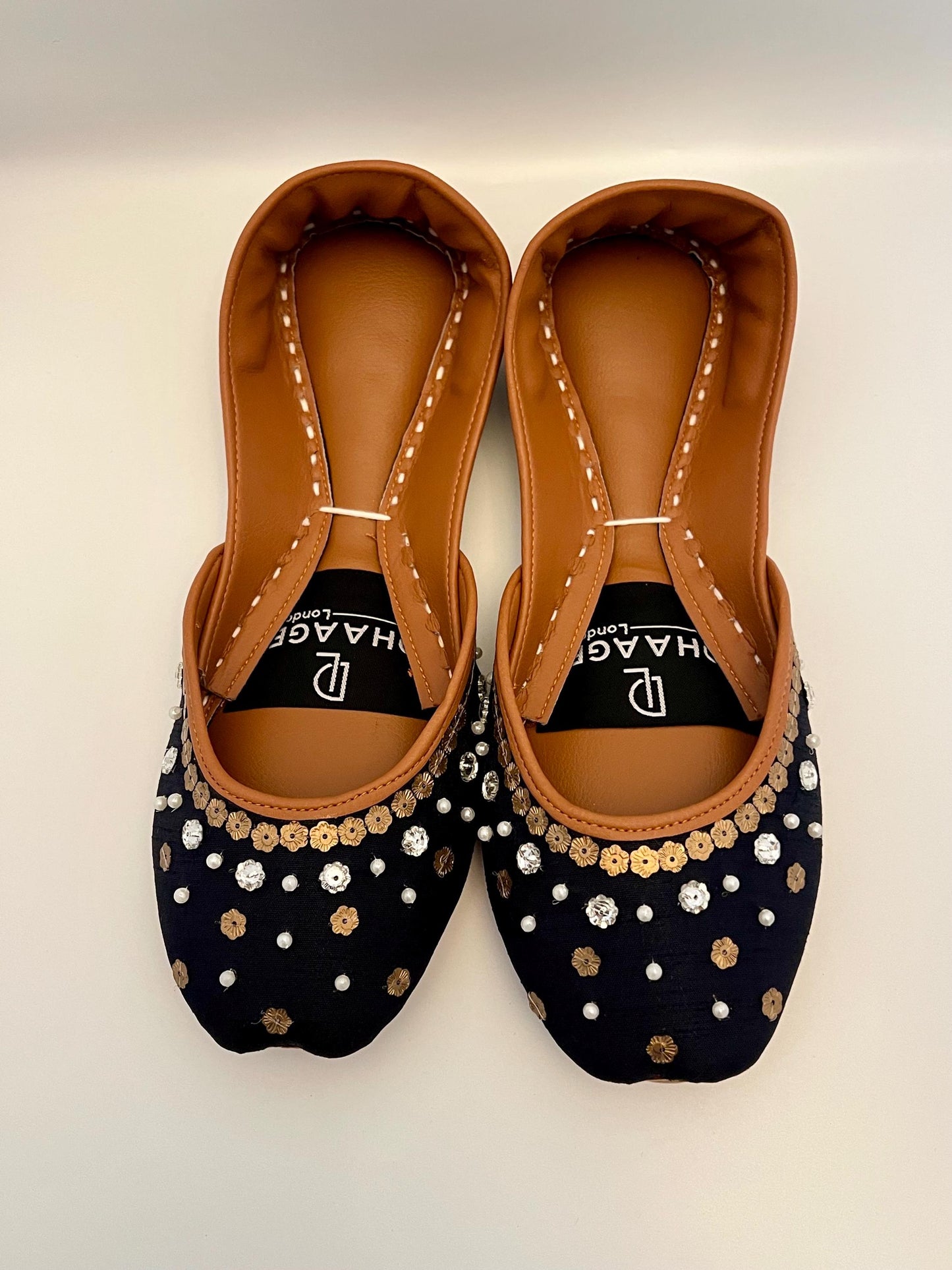 250-Handmade Leather Khussa/Jutti Black– Available sizes: UK 5,6