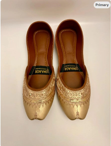 262-Handmade Women’s Gold Khussa – Traditional Jutti – Available size: UK 4,7