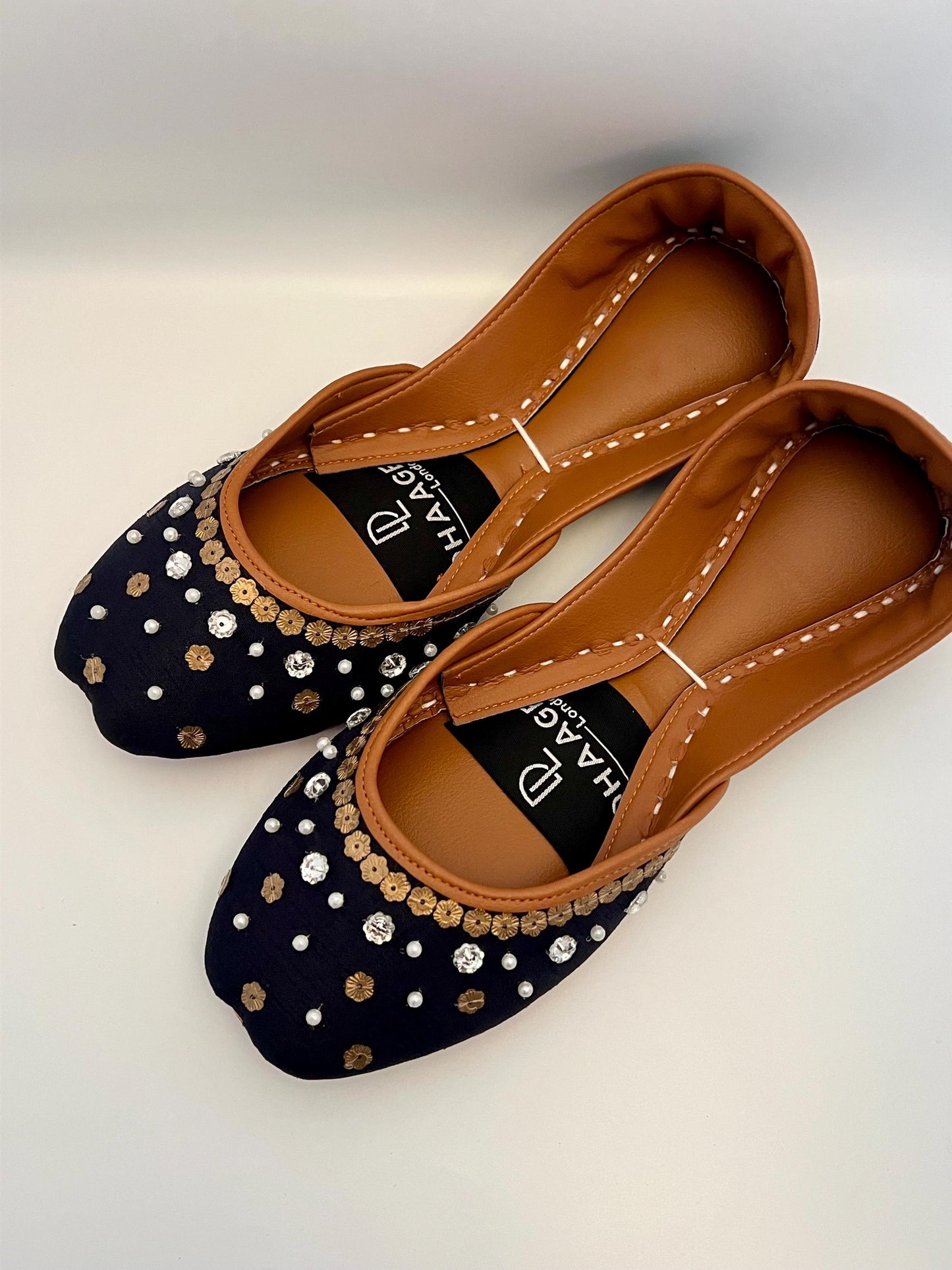 250-Handmade Leather Khussa/Jutti Black– Available sizes: UK 5,6