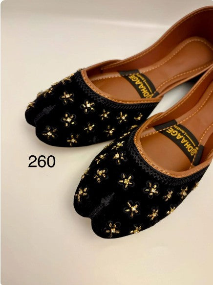 260-Handmade Women’s Black Khussa – Traditional Jutti – Available size: UK 3,4,6,7