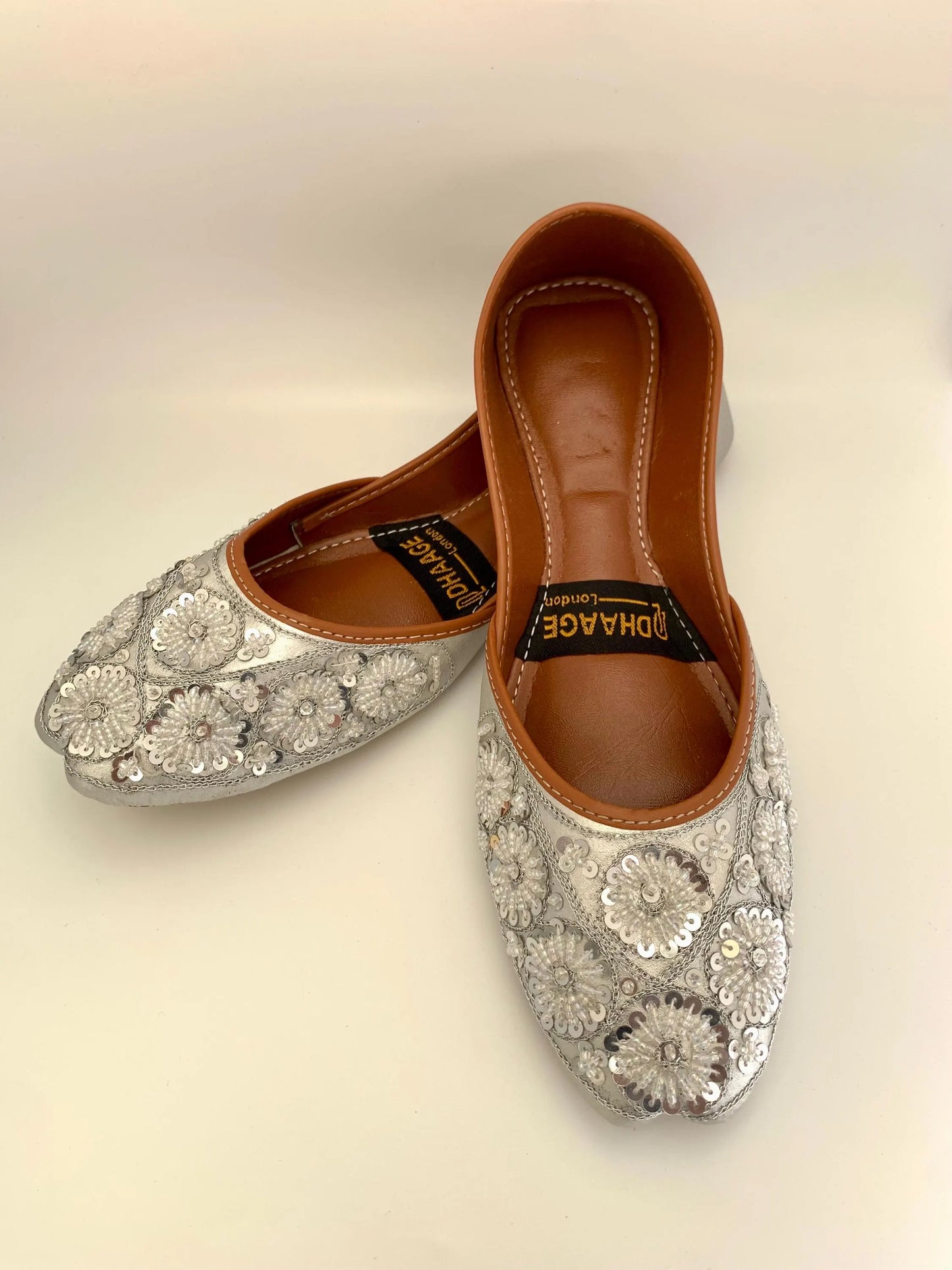 86-Handmade Women’s Silver Khussa – Traditional Jutti – Available size: UK 5,6