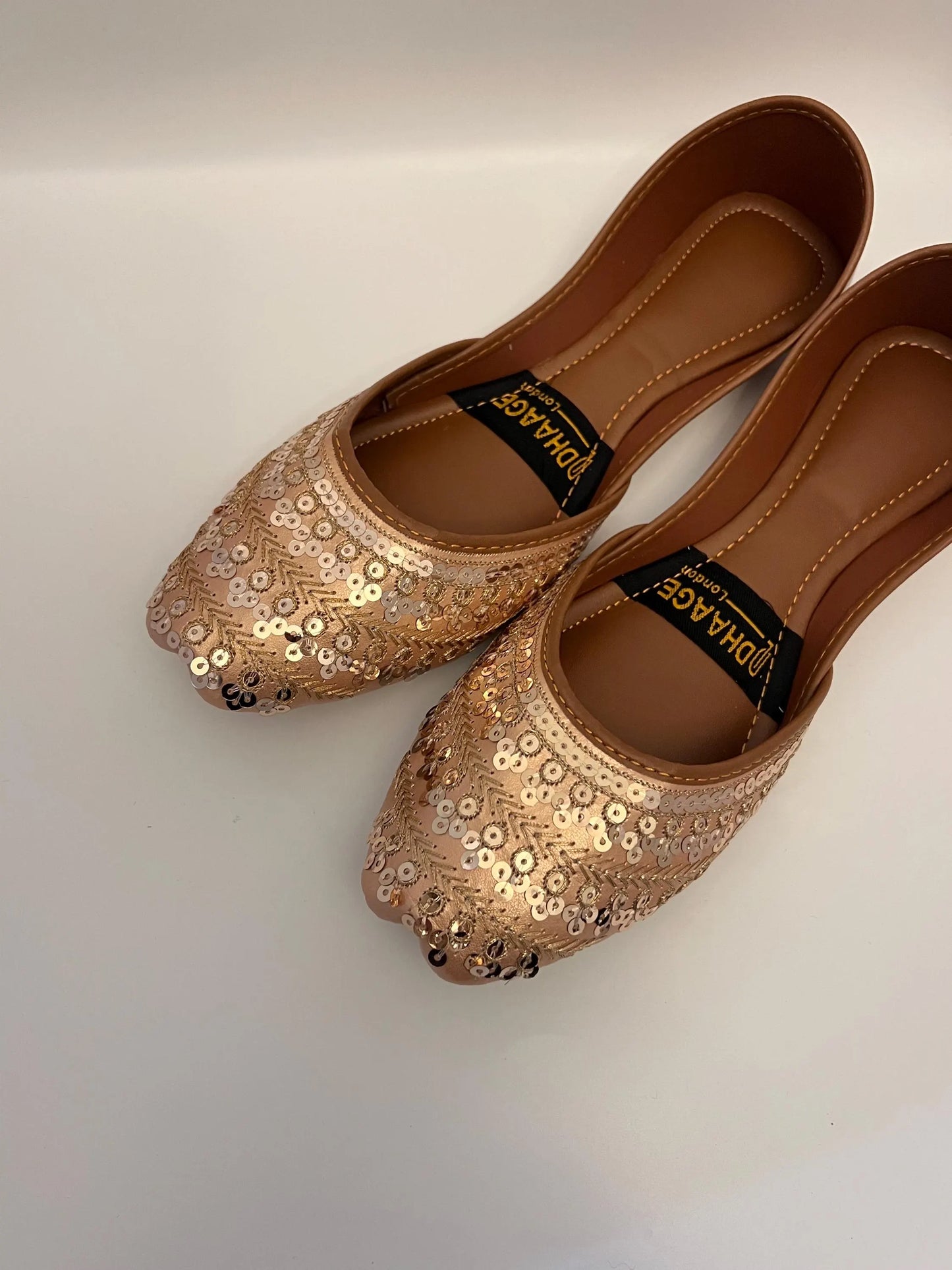 179-Handmade Women’s Rose Gold Khussa – Traditional Jutti – Available size: UK 4,5,7,8
