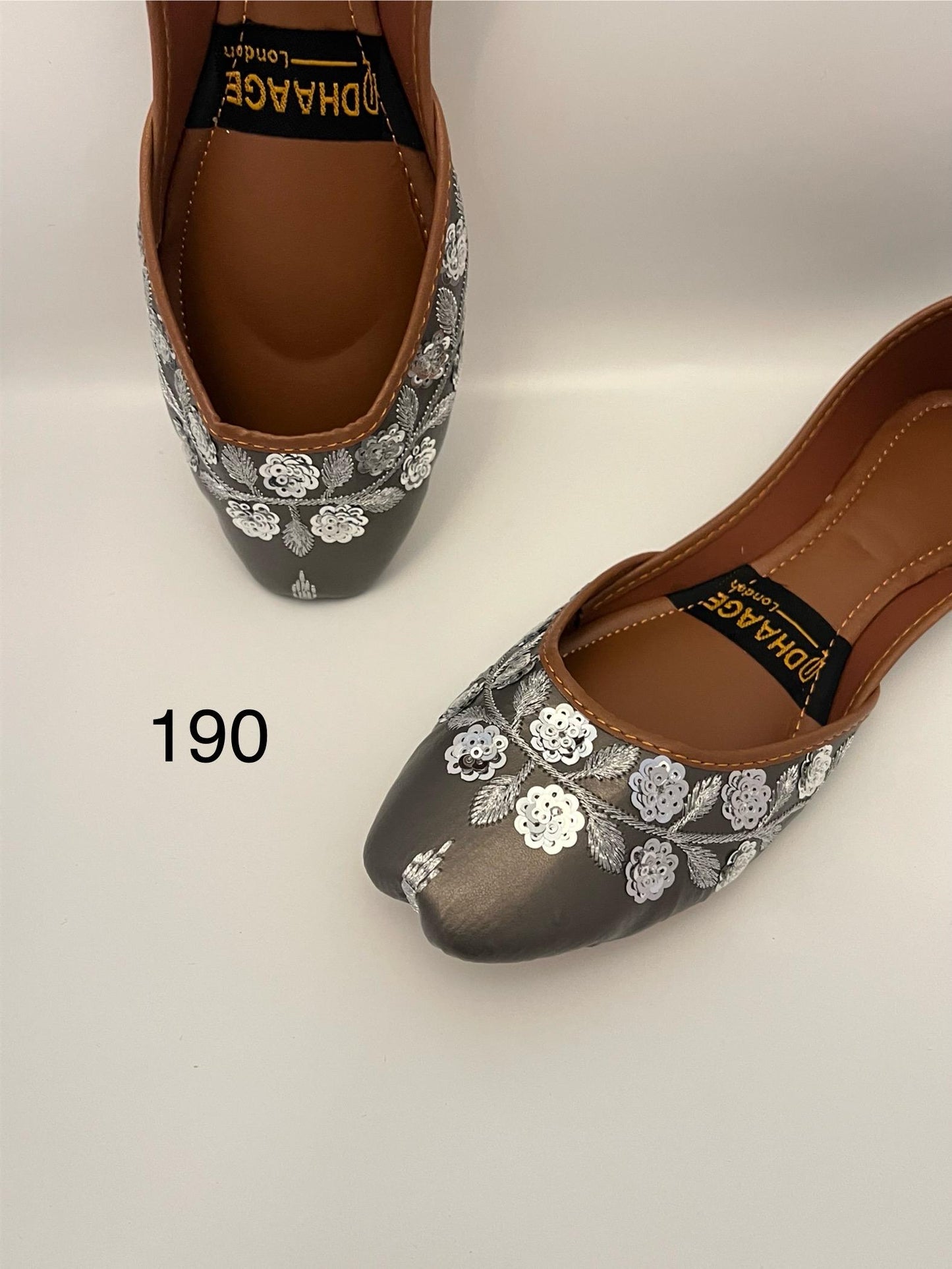 190-Handmade Women’s Grey Khussa – Traditional Jutti – Available size: UK 4,5,7,8