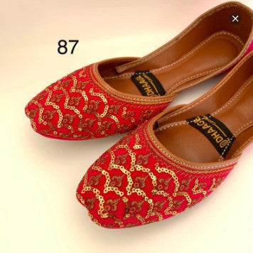 87-Handmade Women’s PINK Khussa – Traditional Jutti – Available size: UK 4,5,6