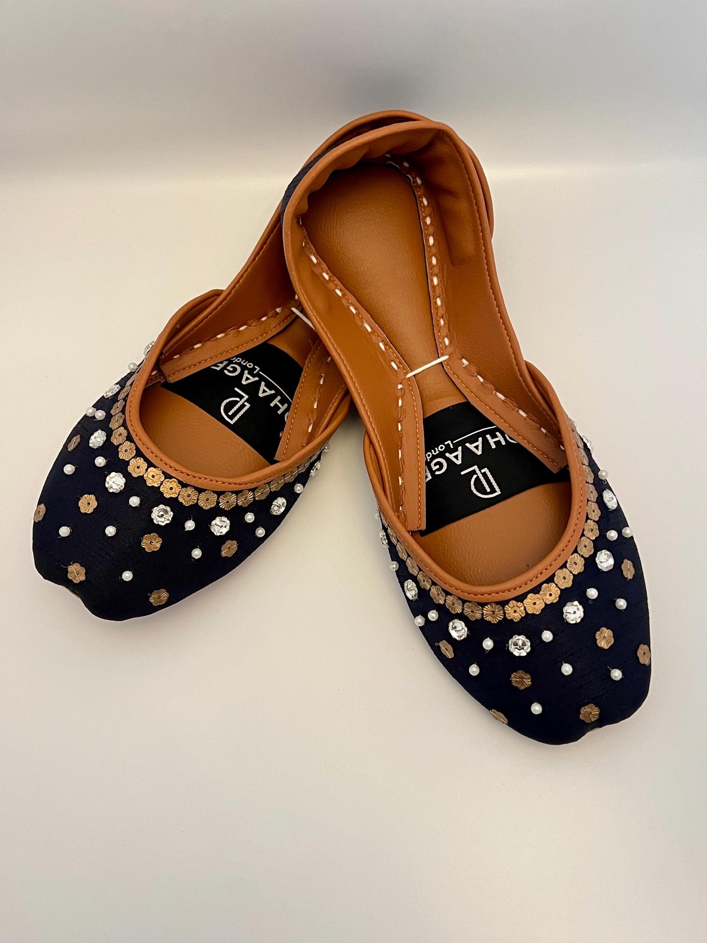 250-Handmade Leather Khussa/Jutti Black– Available sizes: UK 5,6