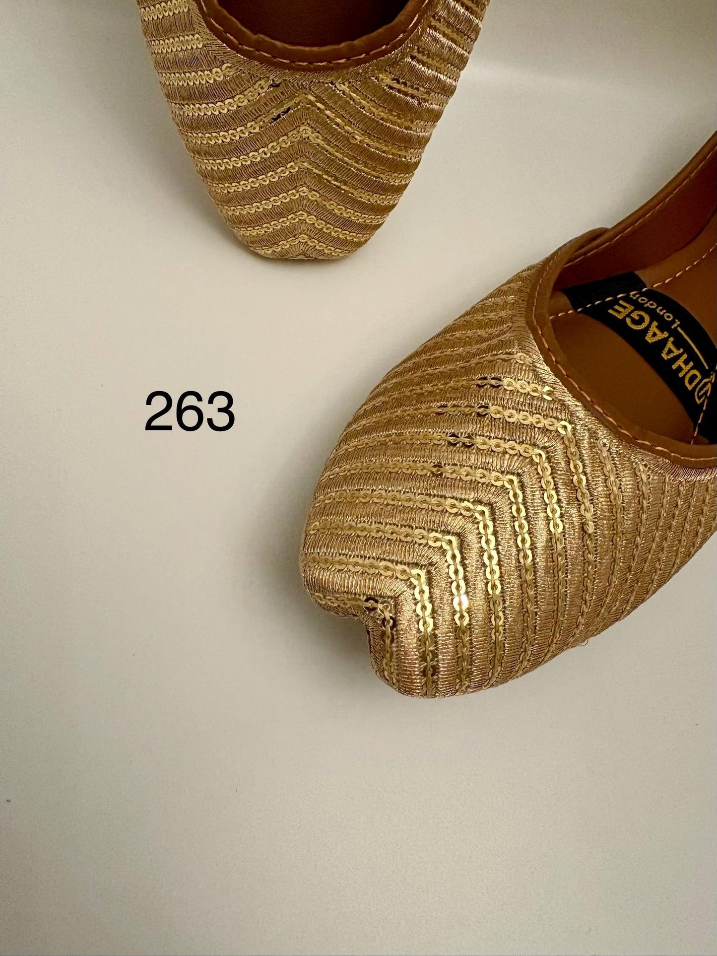 263-Handmade Women’s Gold Khussa – Traditional Jutti – Available size: UK 3,4,5,7