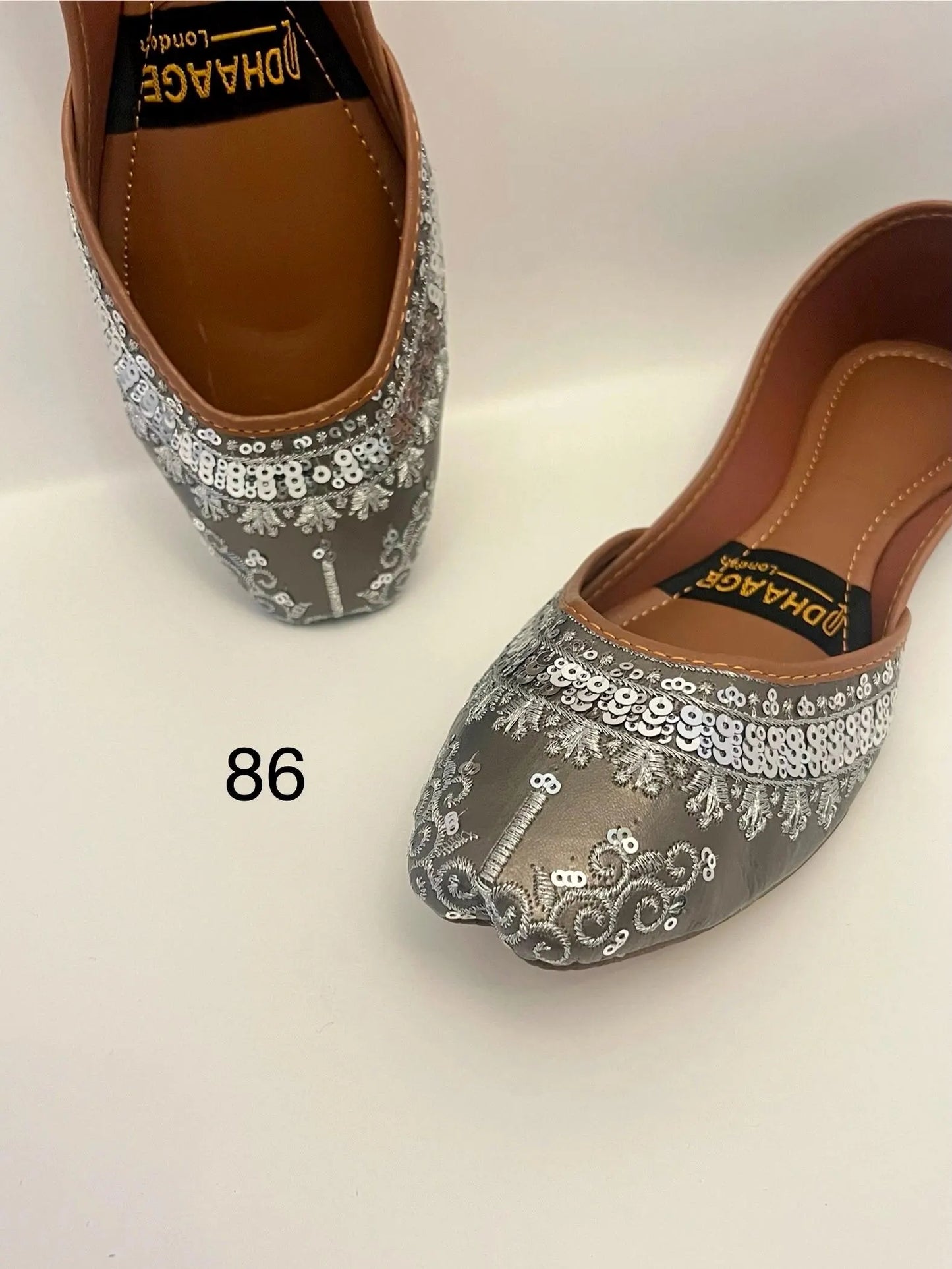 186-Handmade Women’s Grey Khussa – Traditional Jutti – Available size: UK 4,5,6,8