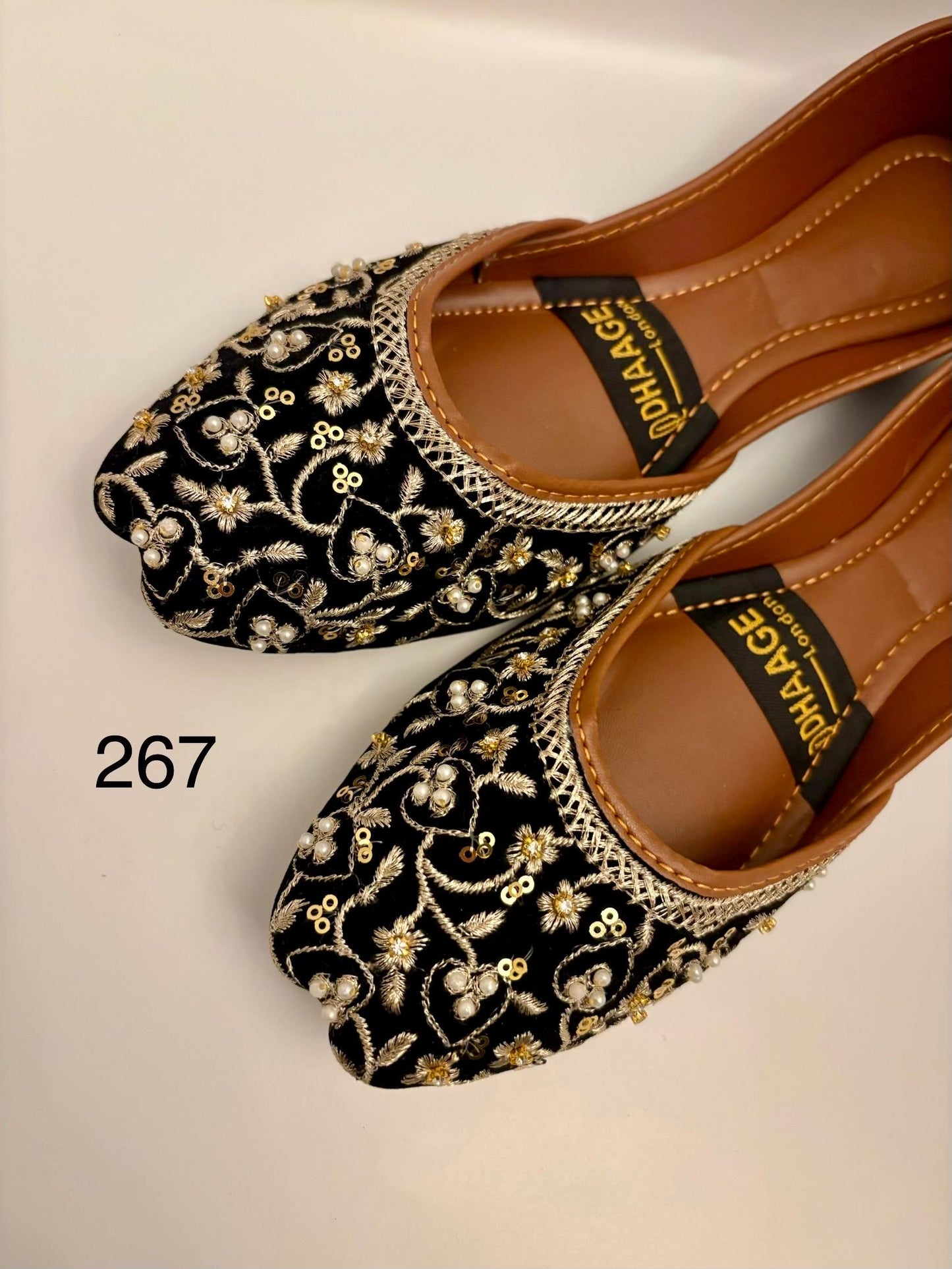 267-Handmade Women’s Black Khussa – Traditional Jutti – Available size: UK 3,4,6,7