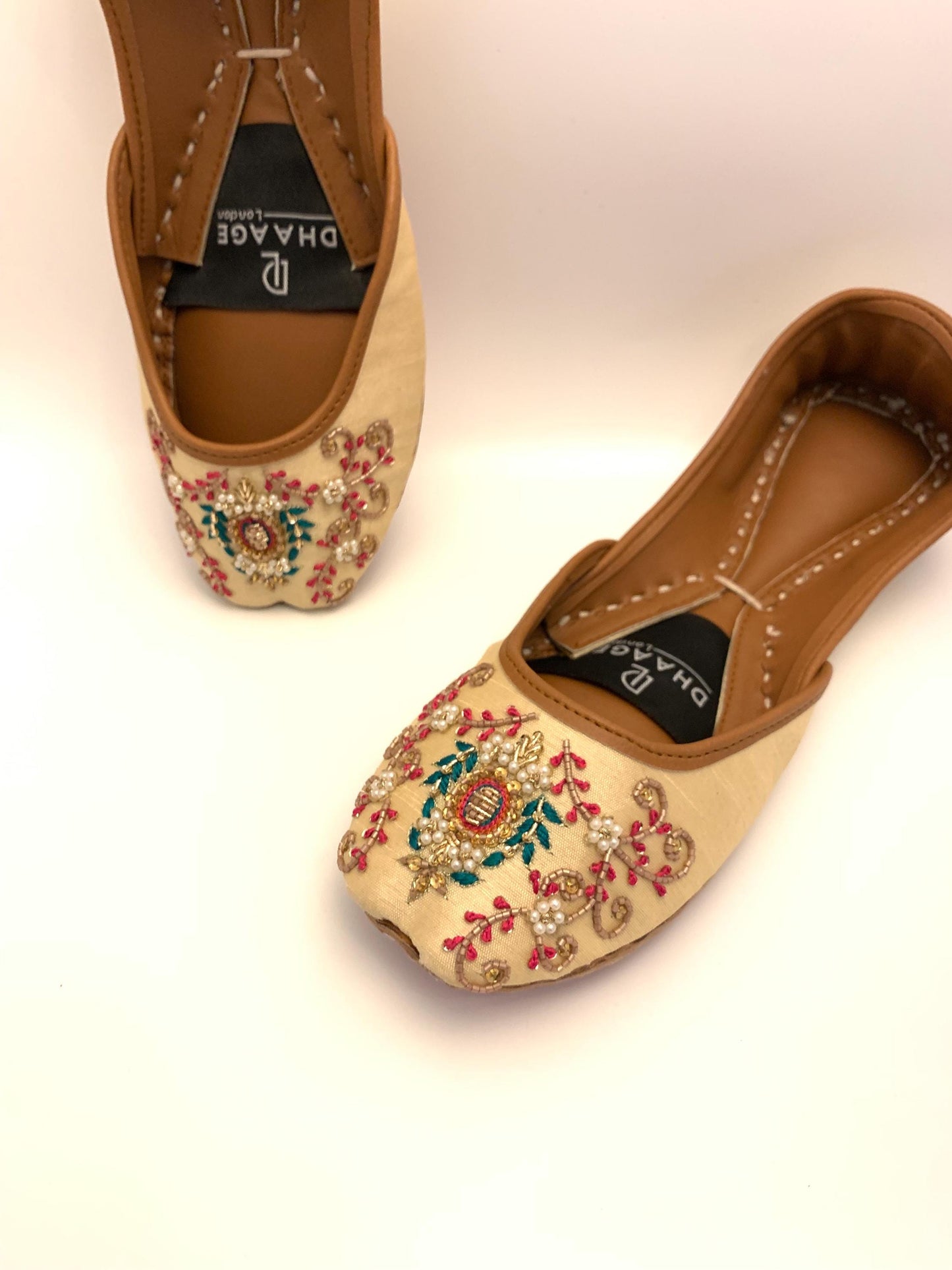 14-Handmade Leather Khussa/Jutti  (Beige Cream Colour) – Available sizes: UK 5