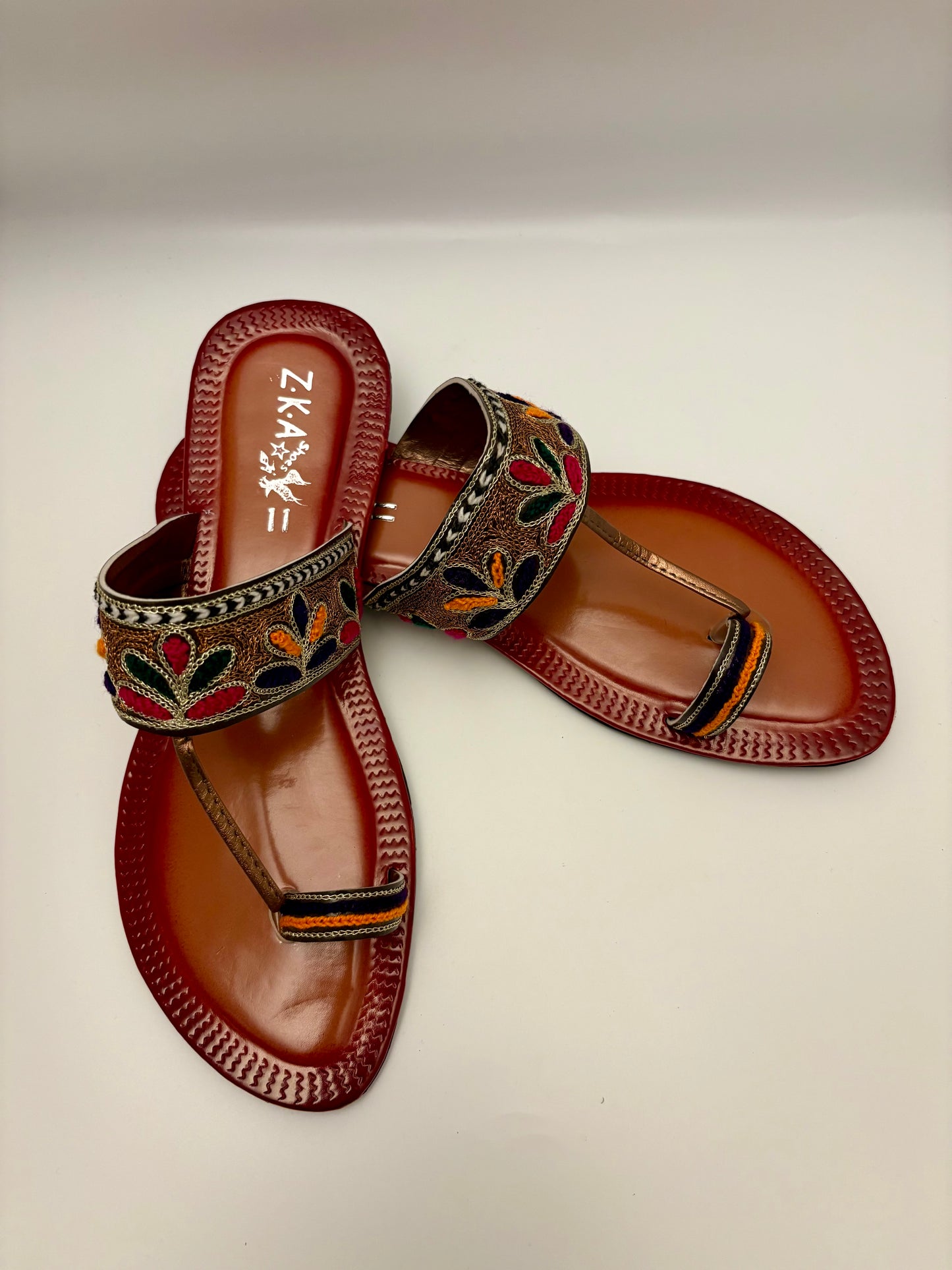 290/Women’s Handmade Kolhapuri Chappal – Traditional Leather Flat Sandals-Available Sizes: UK 3,4,5,6,7,8