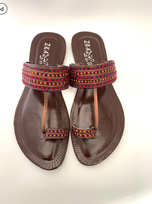 93/Women’s Handmade Kolhapuri Chappal – Traditional Leather Flat Sandals-Available Sizes: UK 3,4,6,8
