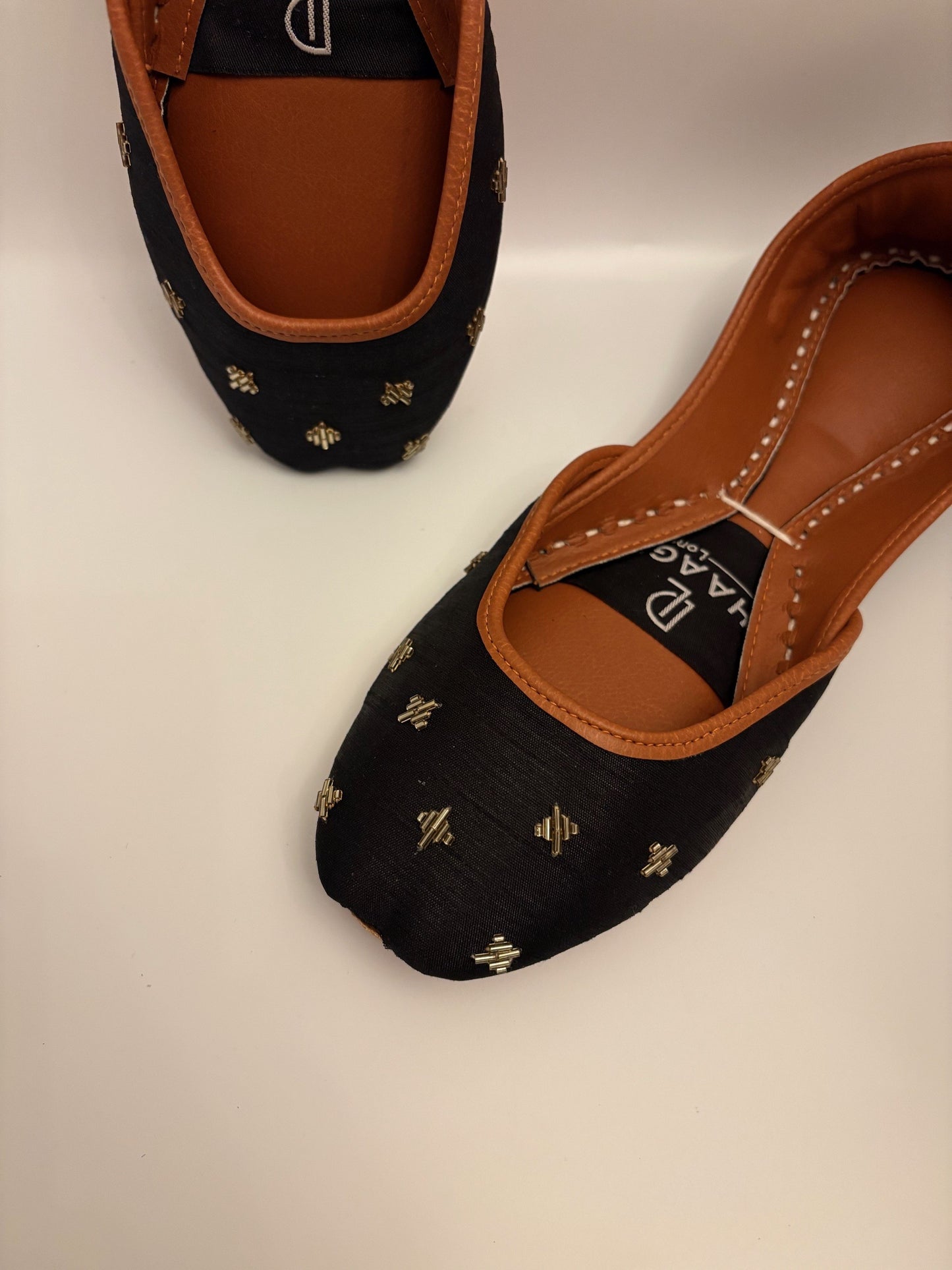 277-Handmade Leather Khussa/Jutti Black – Available sizes: UK 6