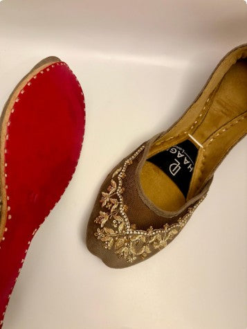 272-Handmade Leather/Velvet Khussa/Jutti Taupe Brown– Available sizes: UK 6,7,8