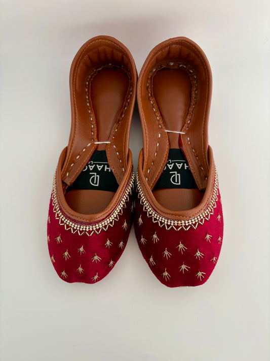297-Handmade Leather/Velvet Khussa/Jutti -Maroon– Available sizes: UK 5,6,7,8
