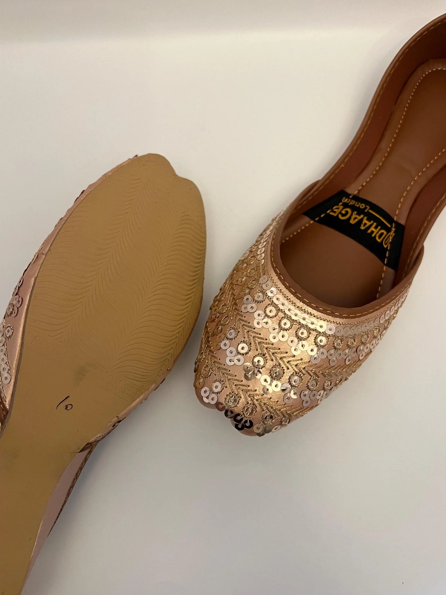 179-Handmade Women’s Rose Gold Khussa – Traditional Jutti – Available size: UK 4,5,7,8