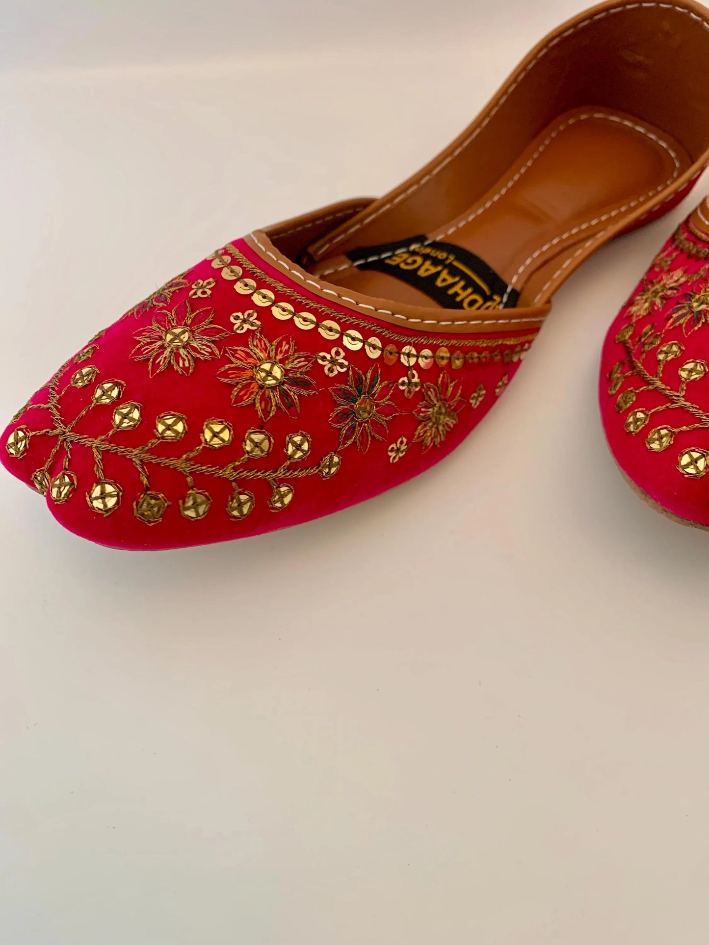 147-Handmade Women’s HOT PINK Khussa – Traditional Jutti – Available size: UK 4,5,6,7