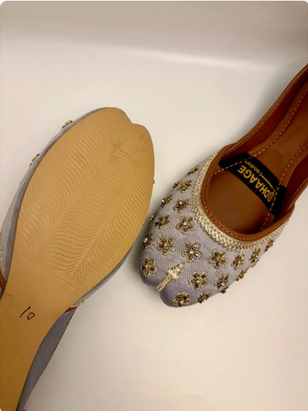 265-Handmade Women’s Grey Khussa – Traditional Jutti – Available size: UK 3,4,7,8