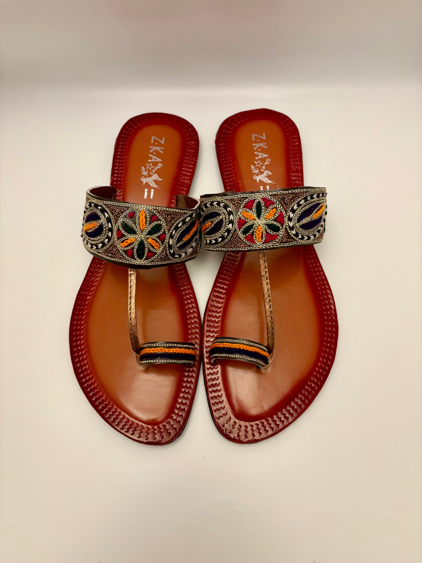 289/Women’s Handmade Kolhapuri Chappal – Traditional Leather Flat Sandals-Available Sizes: UK 3,4,5,6,7,8