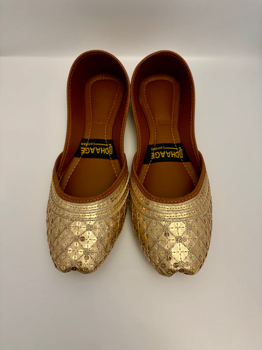 310-Handmade Women’s Gold Khussa – Traditional Jutti – Available size: UK 4,5,6,7,8