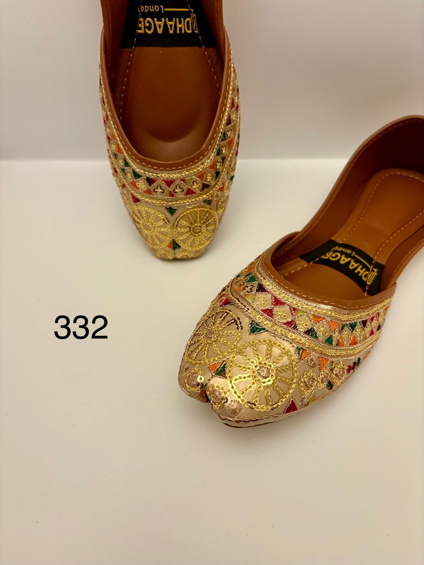332-Handmade Women’s Gold Khussa – Traditional Jutti – Available size: UK 4,5,6,7,8