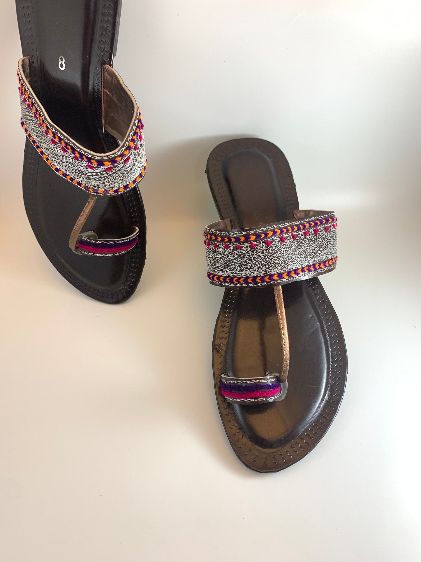 713/Women’s Handmade Kolhapuri Chappal – Traditional Leather Flat Sandals-Available Sizes: UK 3,4