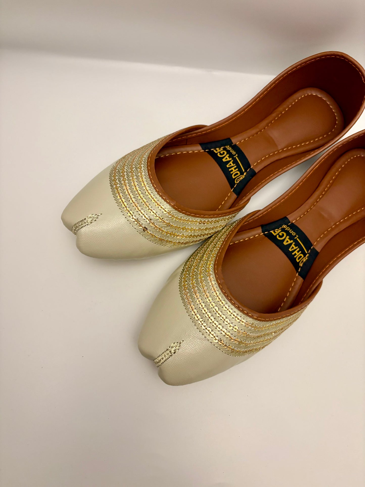 326-Handmade Women’s Off White/Cream Khussa – Traditional Jutti – Available size: UK 4,5,6,7,8