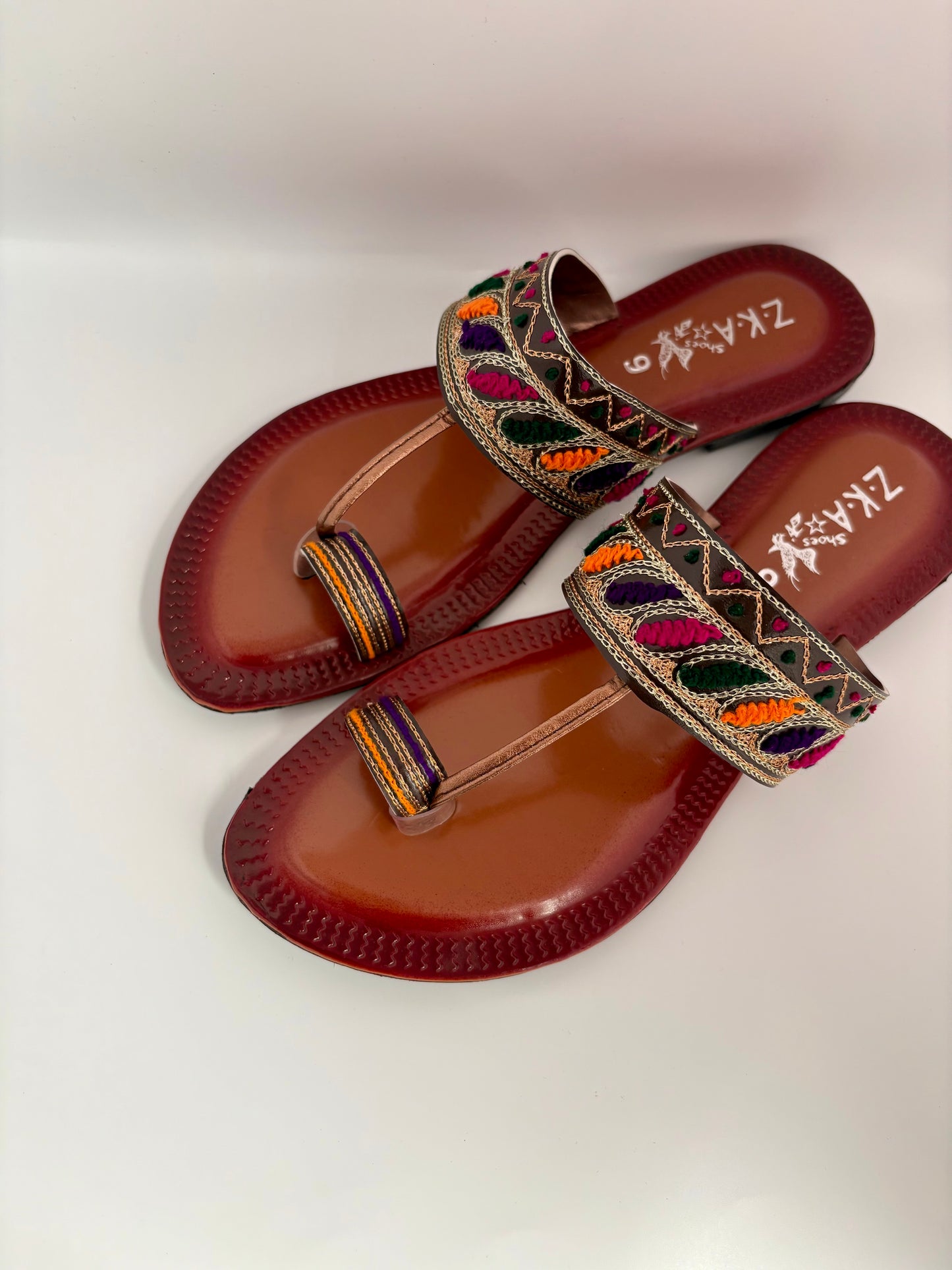 329/Women’s Handmade Kolhapuri Chappal – Traditional Leather Flat Sandals-Available Sizes: UK 3,4,5,6,7,8