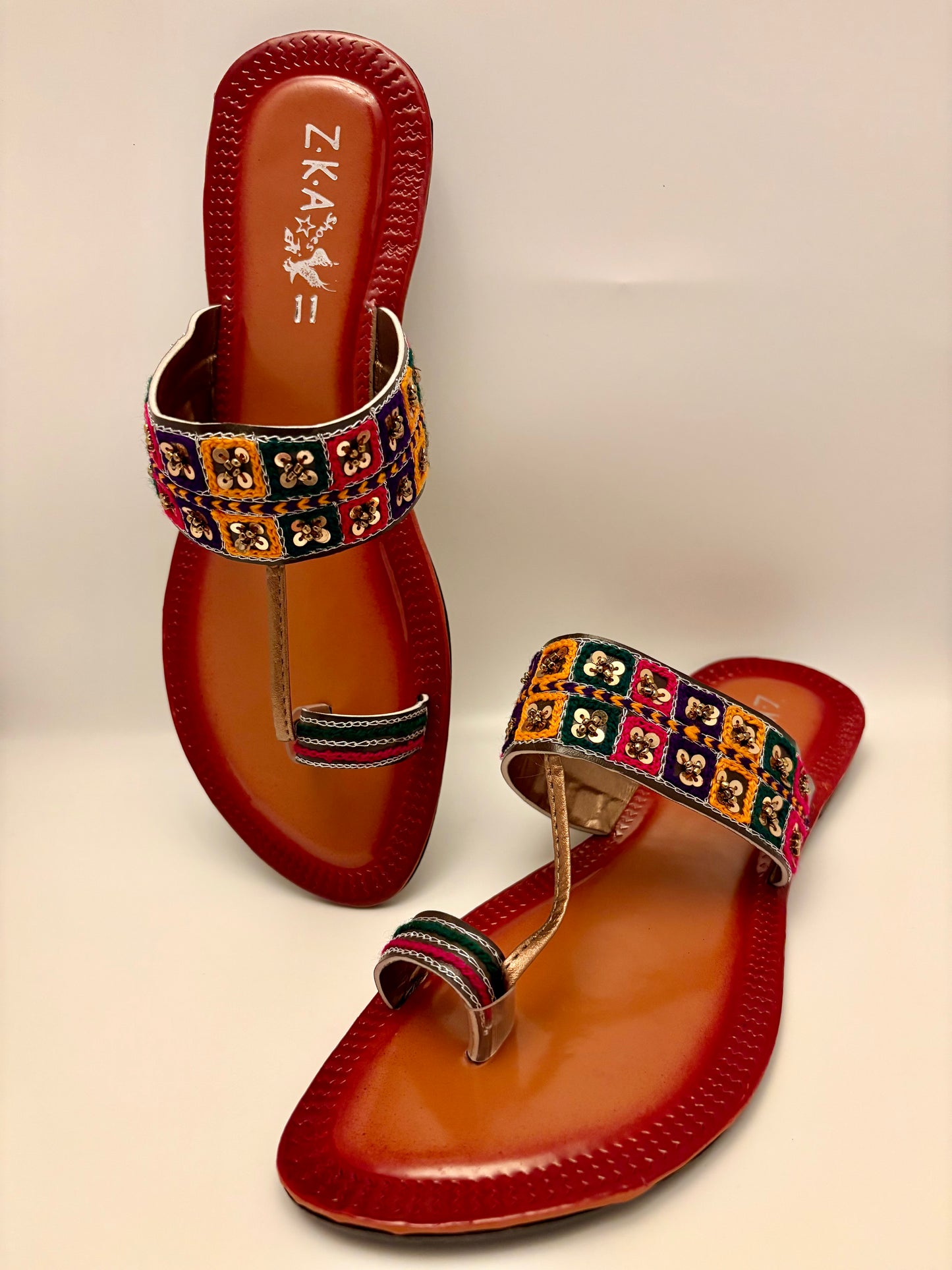 287/Women’s Handmade Kolhapuri Chappal – Traditional Leather Flat Sandals-Available Sizes: UK 4,5,8