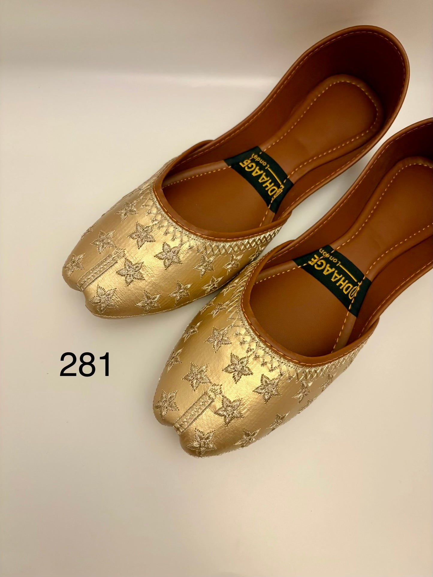 281-Handmade Women’s Gold Khussa – Traditional Jutti – Available size: UK 4,5,6,7,8
