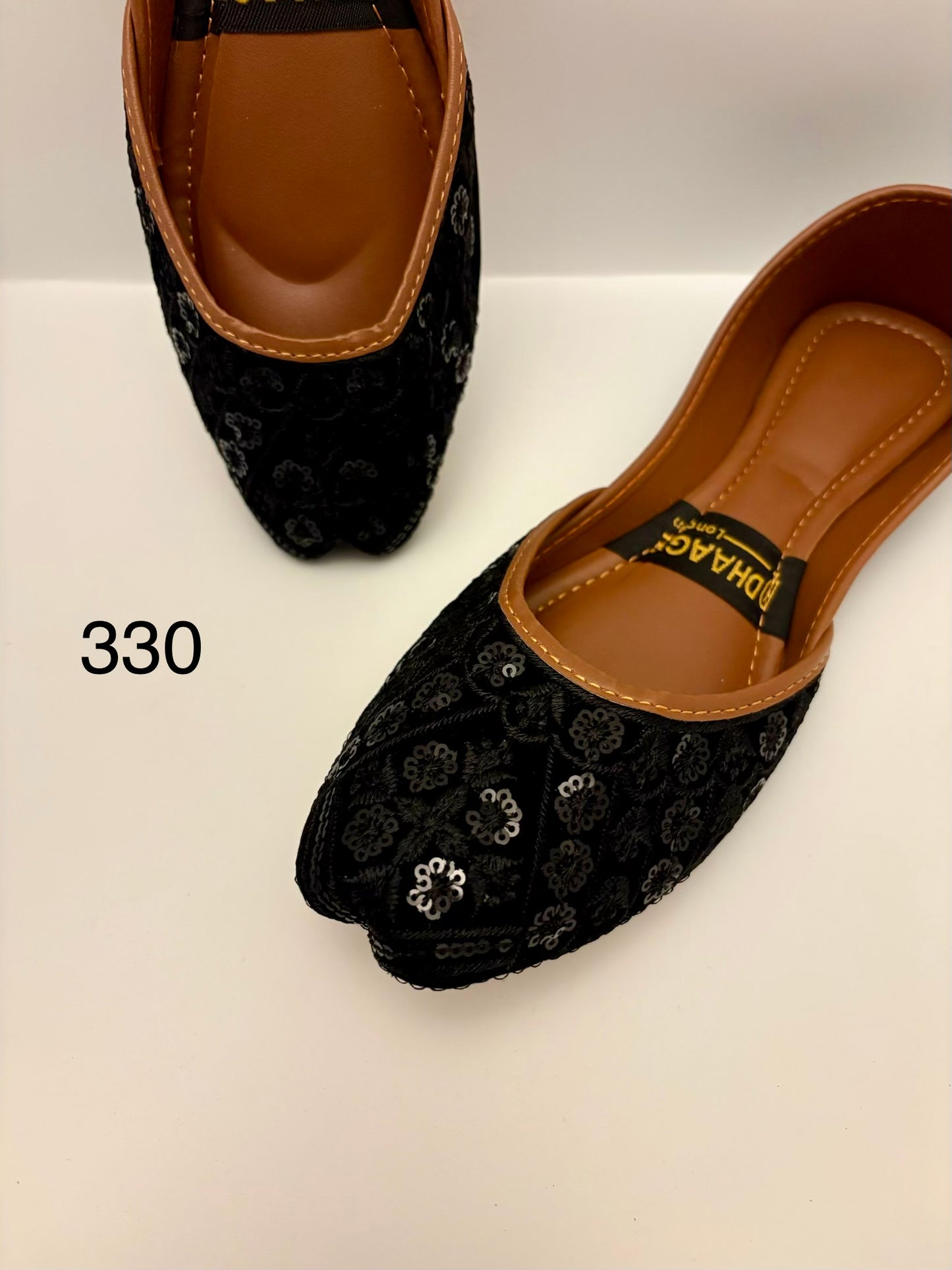 330-Handmade Women’s Black Khussa – Traditional Jutti – Available size: UK 4,5,6,7,8