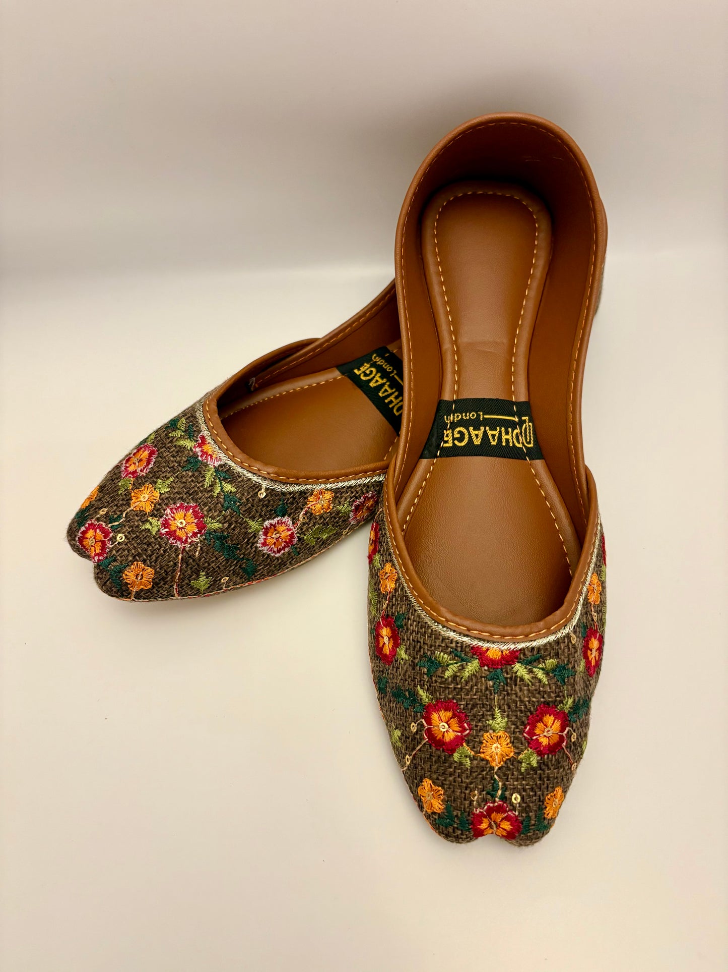 285-Handmade Women’s Light Earthy Grey Khussa – Traditional Jutti – Available size: UK 4,5,6,7,8