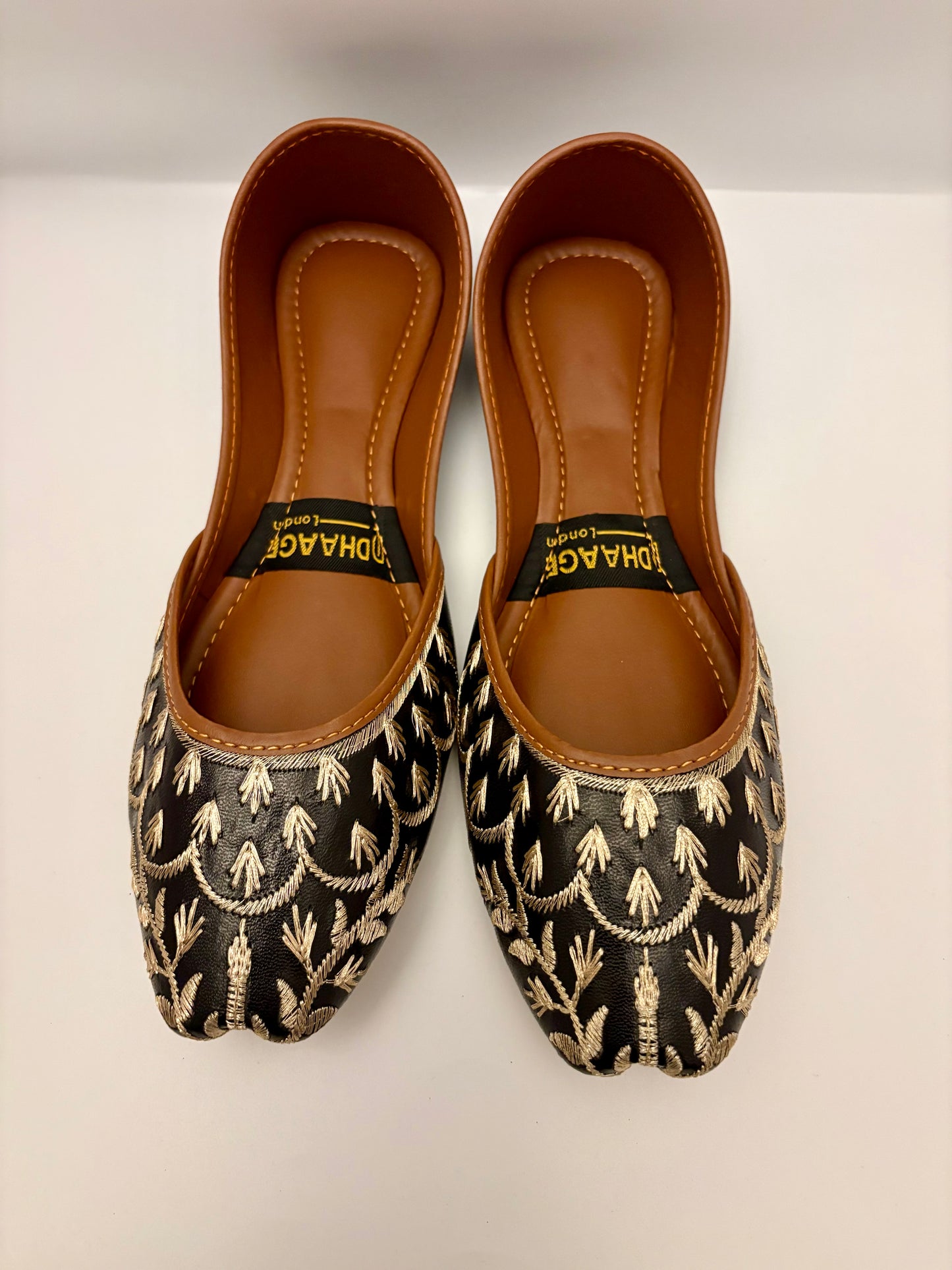 327-Handmade Women’s Black Khussa – Traditional Jutti – Available size: UK 4,5,6,7,8