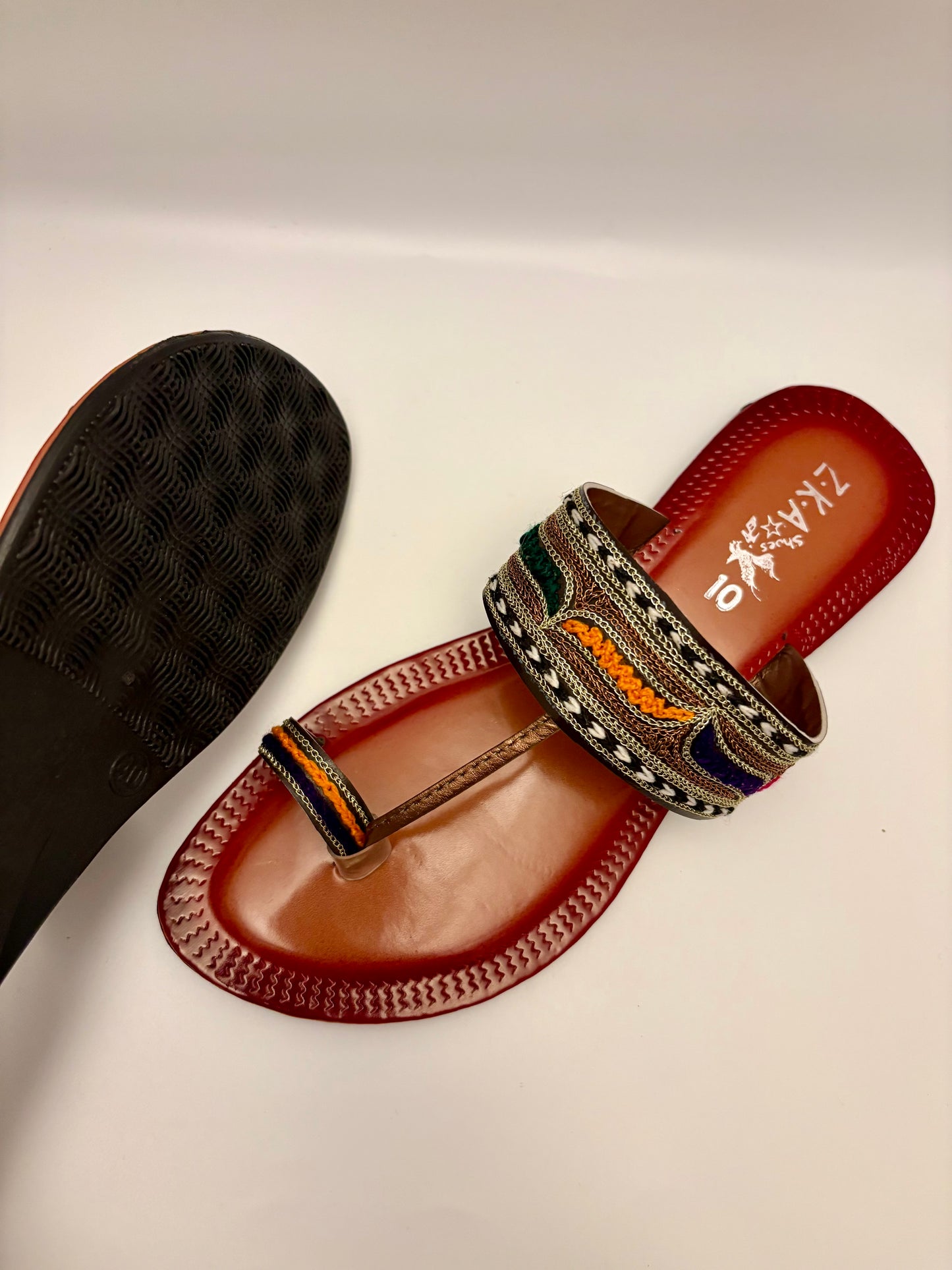 291/Women’s Handmade Kolhapuri Chappal – Traditional Leather Flat Sandals-Available Sizes: UK 3,4,5,6,7,8