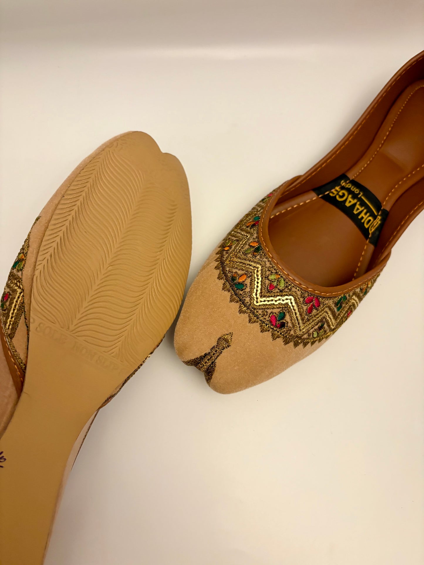 283-Handmade Women’s Light Camel Khussa – Traditional Jutti – Available size: UK 4,5,7
