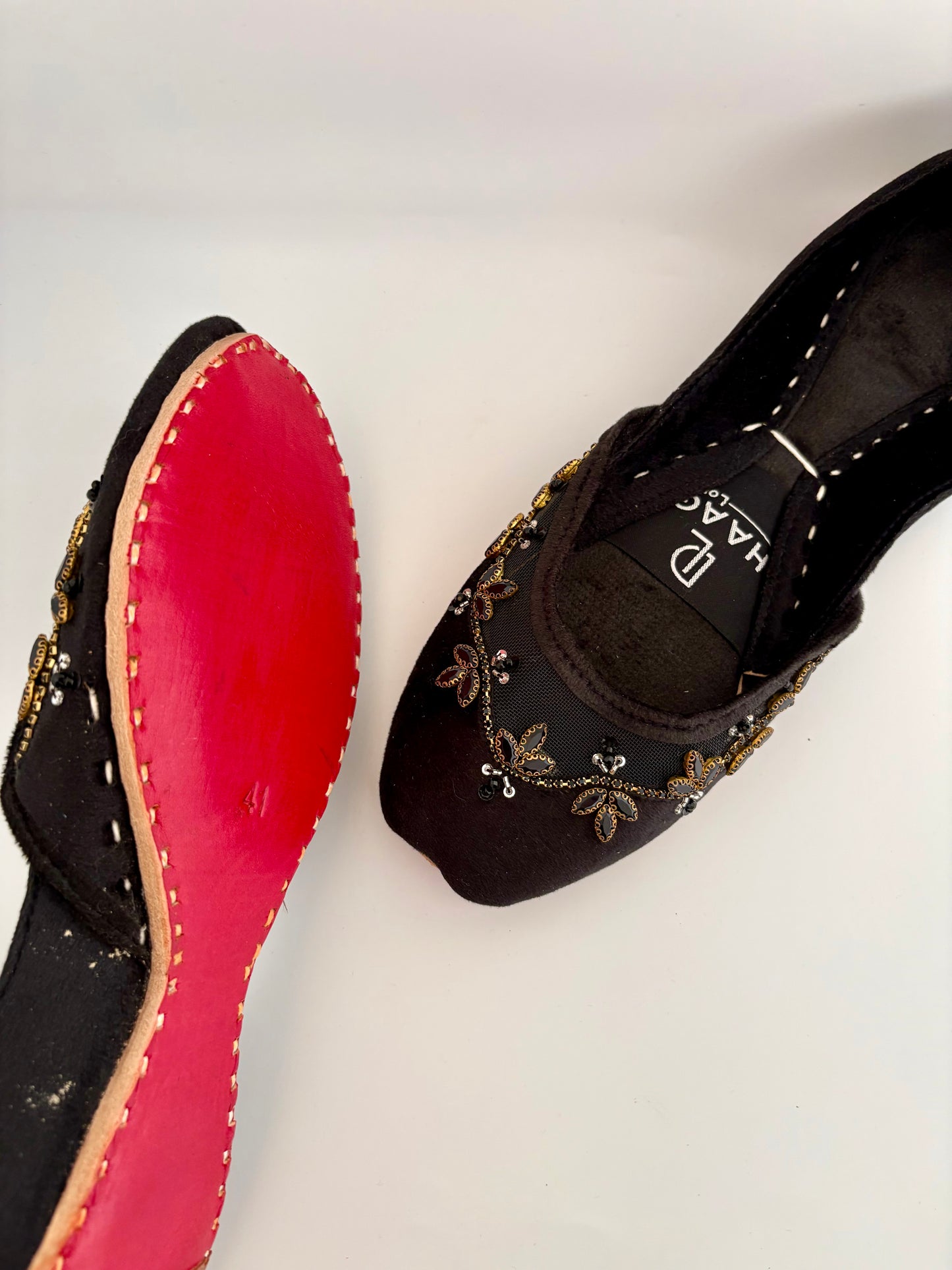 300-Handmade Leather/Velvet Khussa/Jutti -Black– Available sizes: UK 5,6,8