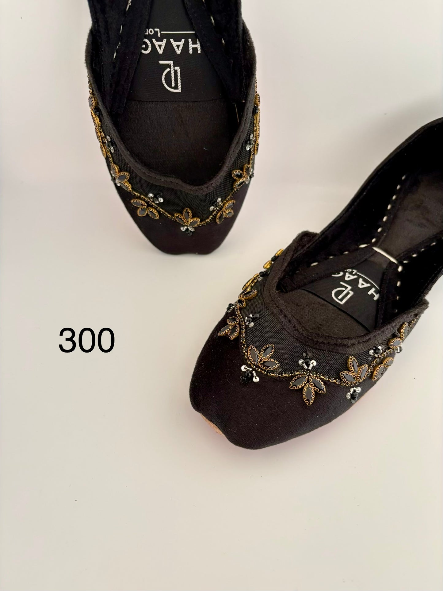 300-Handmade Leather/Velvet Khussa/Jutti -Black– Available sizes: UK 5,6,8