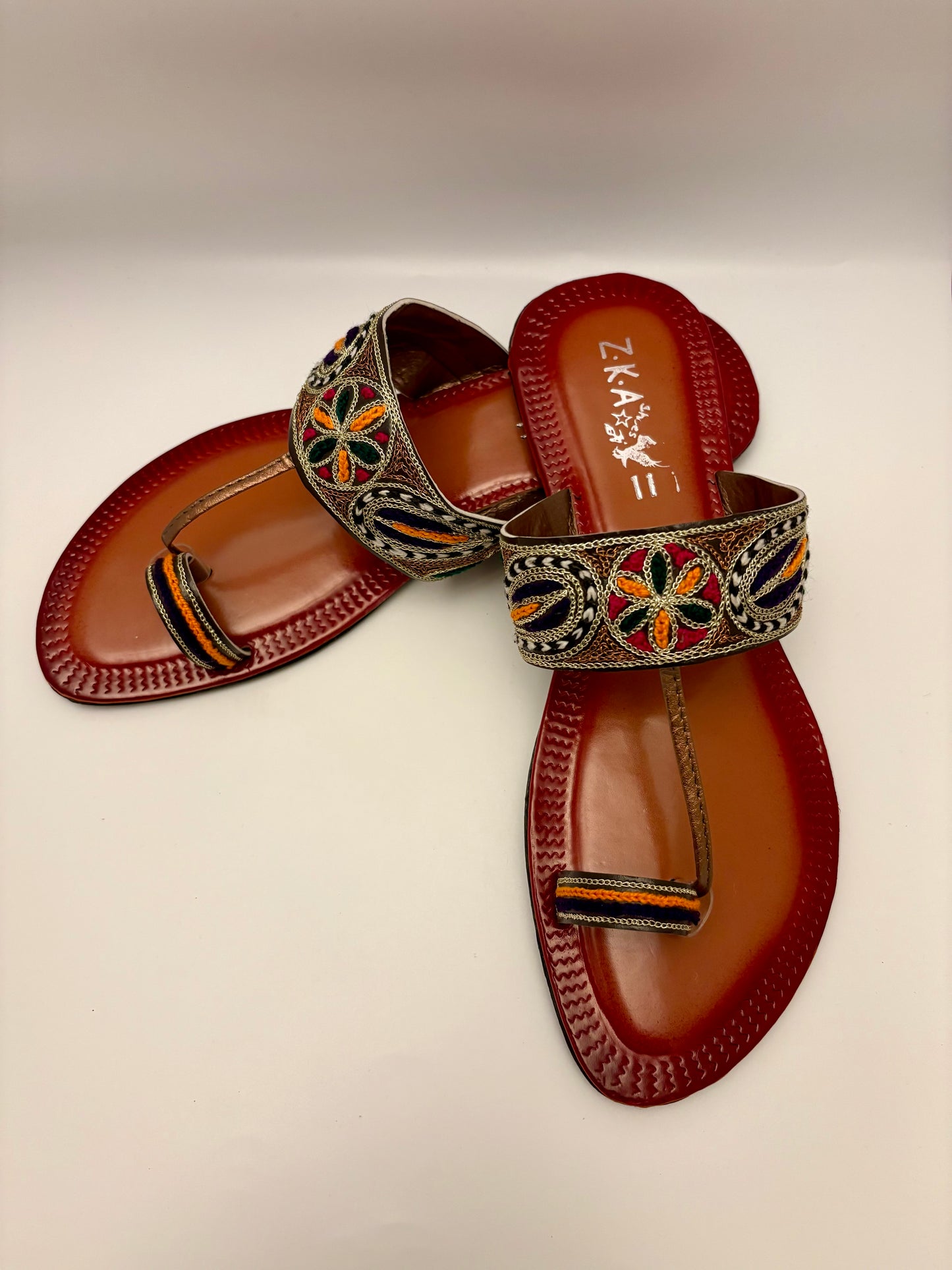 289/Women’s Handmade Kolhapuri Chappal – Traditional Leather Flat Sandals-Available Sizes: UK 3,4,5,6,7,8