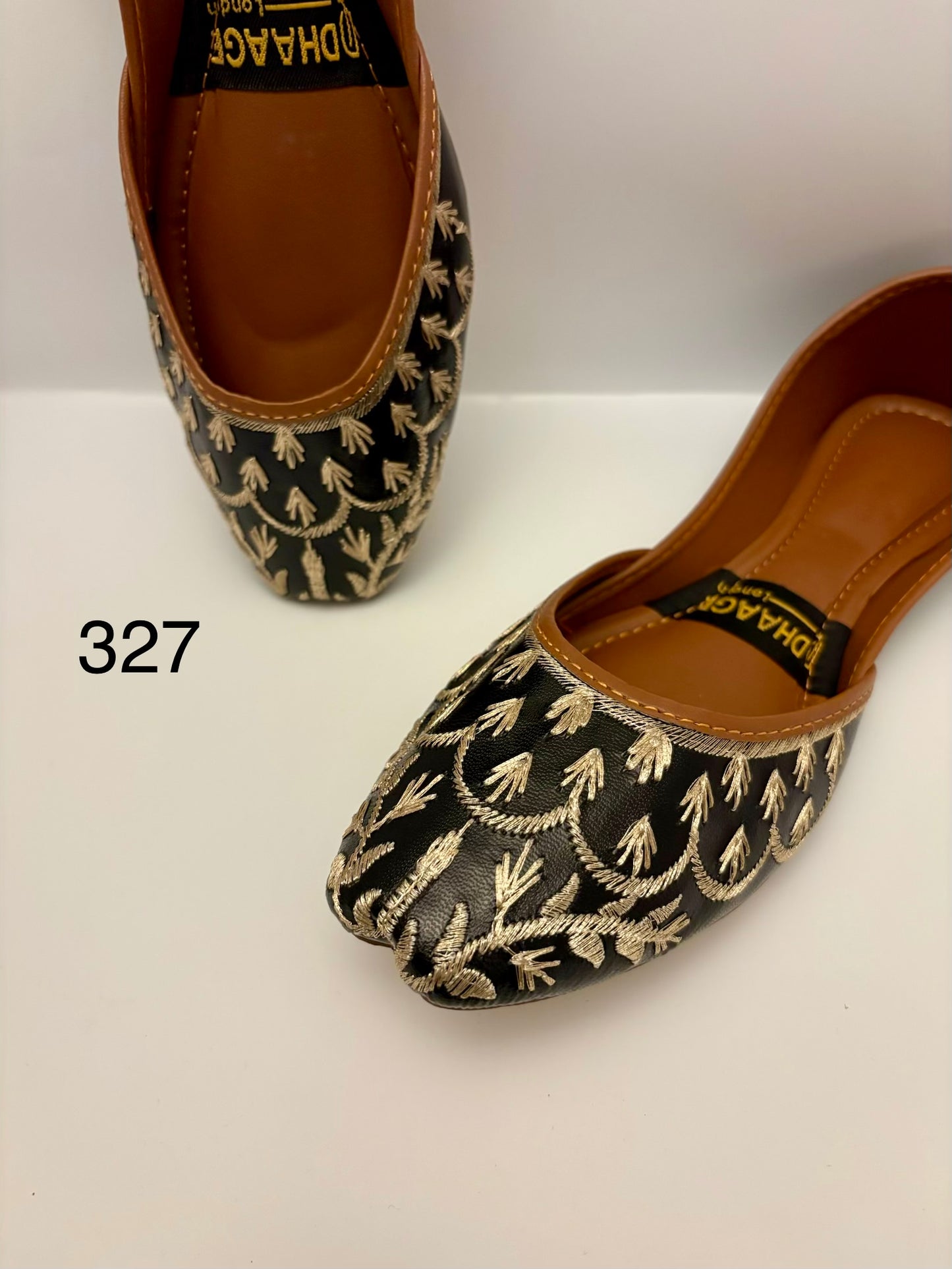 327-Handmade Women’s Black Khussa – Traditional Jutti – Available size: UK 4,5,6,7,8