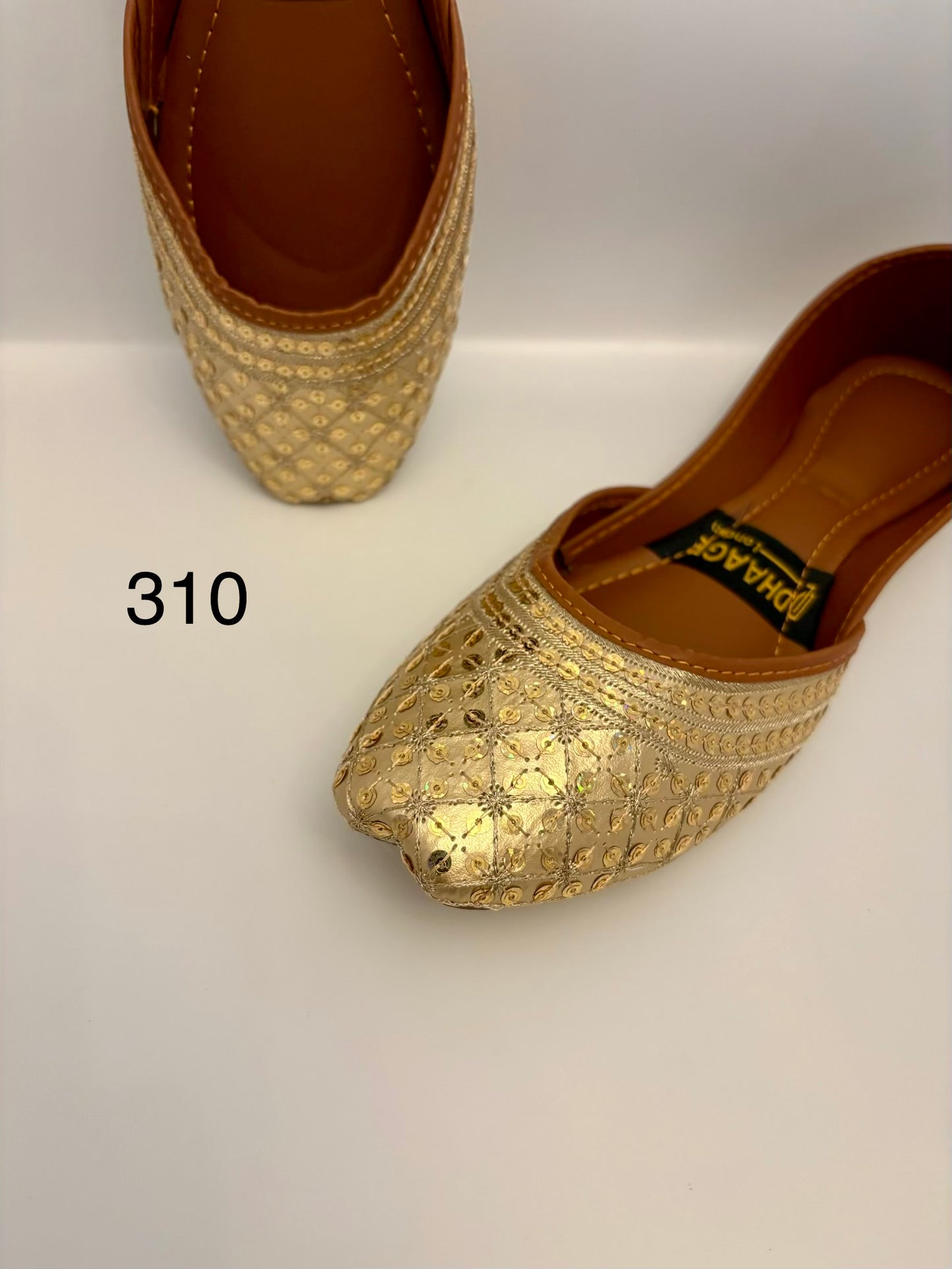310-Handmade Women’s Gold Khussa – Traditional Jutti – Available size: UK 4,5,6,7,8