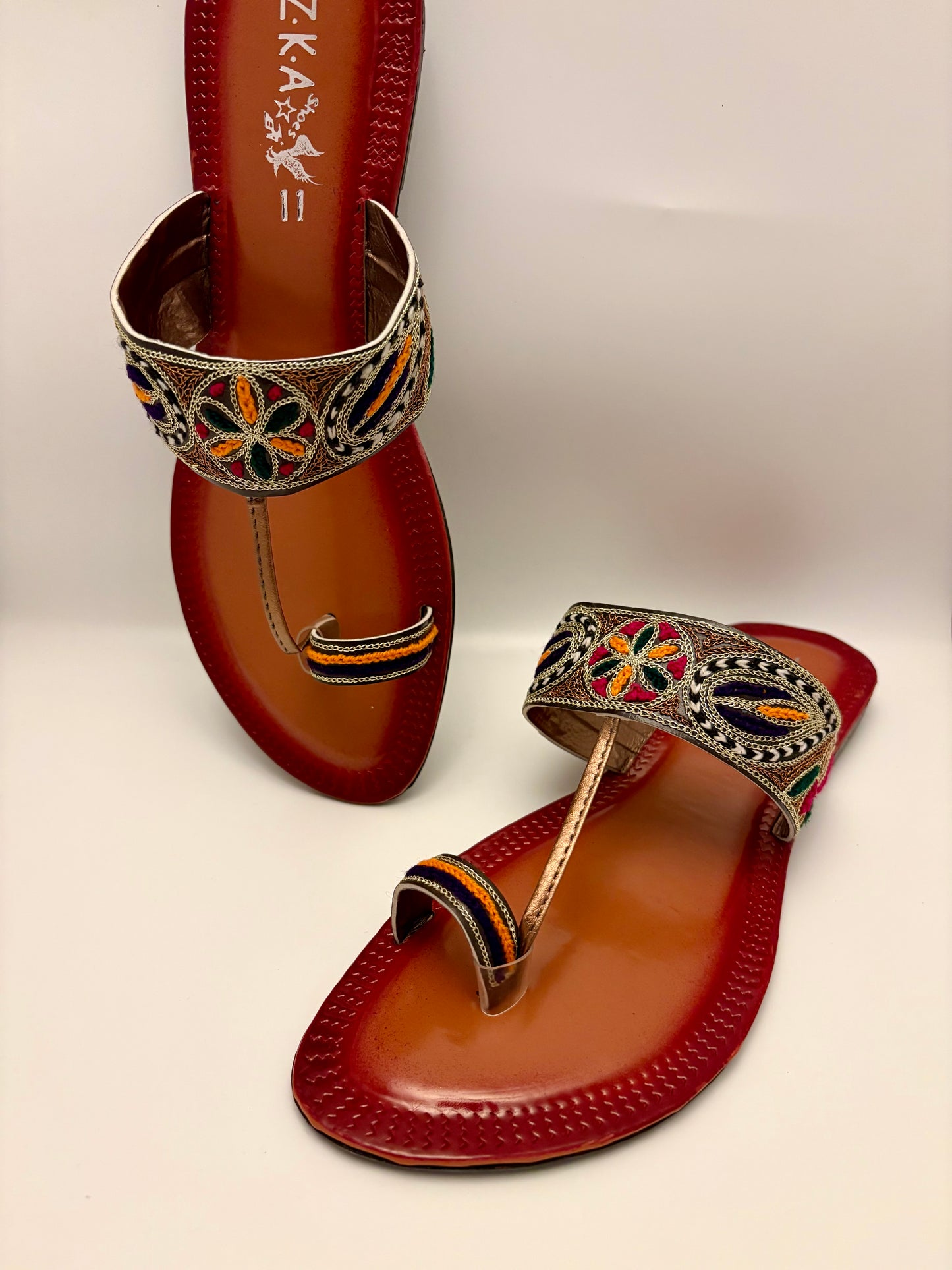 289/Women’s Handmade Kolhapuri Chappal – Traditional Leather Flat Sandals-Available Sizes: UK 3,4,5,6,7,8